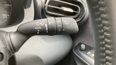 Toyota Yaris 1.5 Hybrid Icon 5dr CVT Hybrid Hatchback